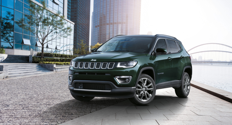 Jeep® Compass Night Eagle nu ook als 1.5T e-Hybrid