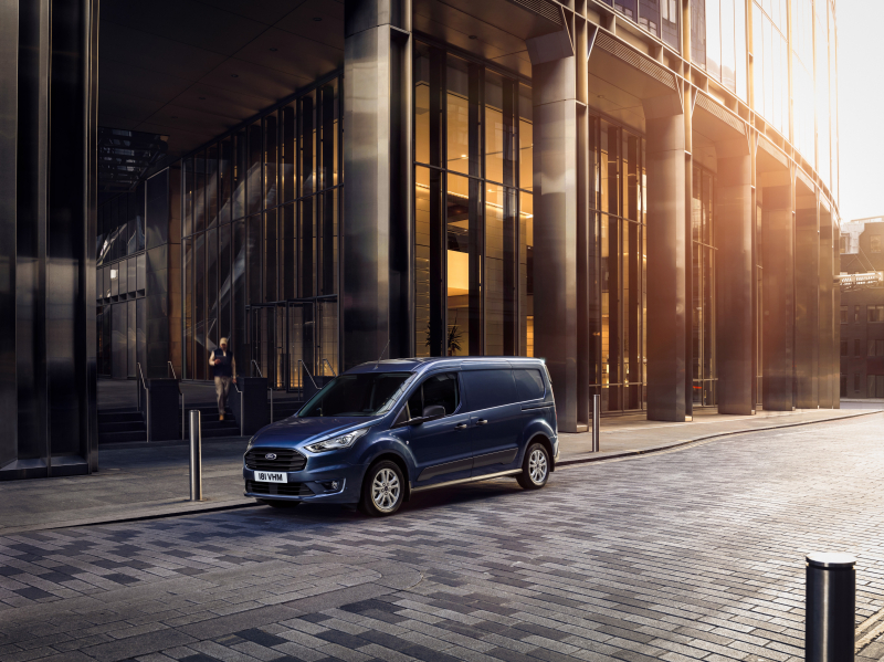 Ford presenteert Transit Connect- en Transit Courier-bedrijfswagens 