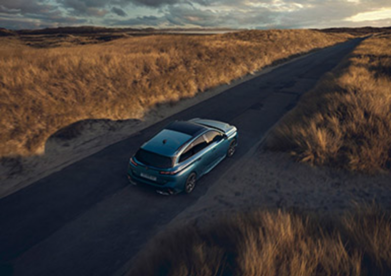 70 jaar stationwagons van PEUGEOT: van de PEUGEOT 203 Familiale tot en met de nieuwe PEUGEOT 308 SW 