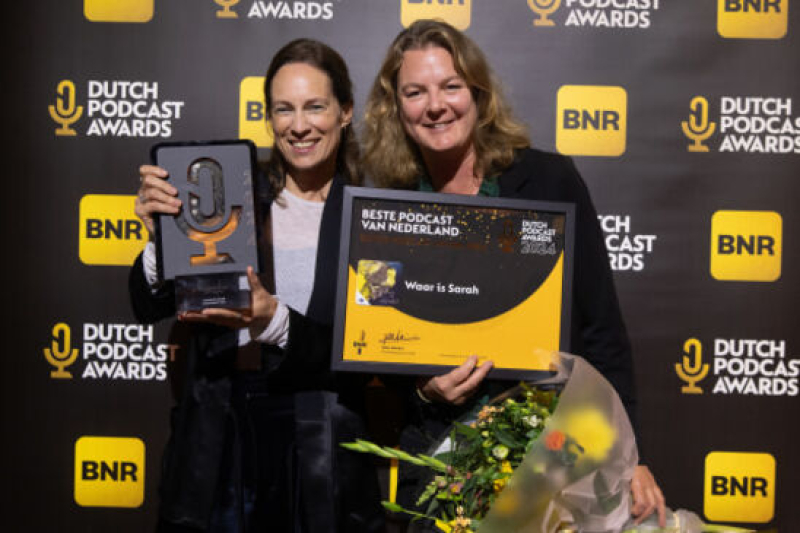 "Waar is Sarah" en "BROERS" grote winnaars BNR Dutch Podcast Awards