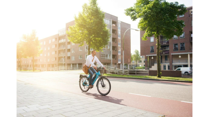 Een elektrische fiets van de zaak? Vanaf volgende jaar wordt het makkelijker!