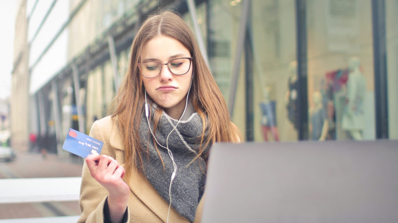 Cybercriminelen smullen van groeiend aantal online shoppers