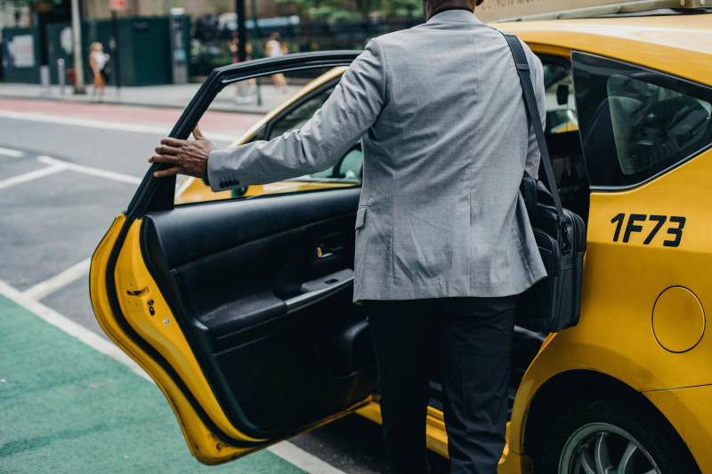 Slimme mobiliteitsoplossingen voor bedrijven: van zakelijke taxi’s tot flexwerken