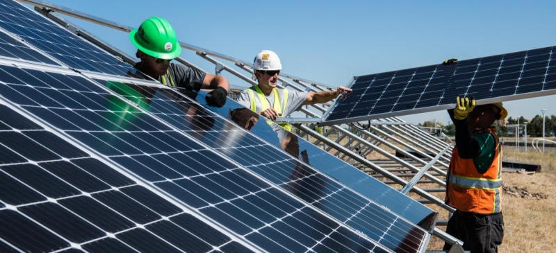 Verdienen met zonnepanelen: groen geld, groene stroom 