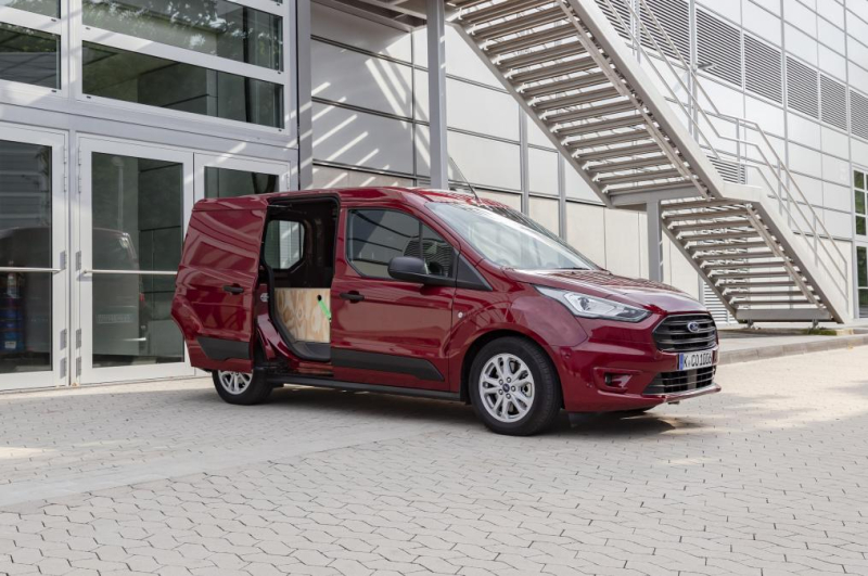 Ford presenteert 'slimste en productiefste Transit ooit'