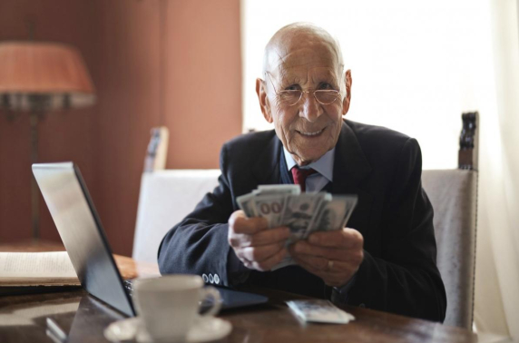 Voordelig schenken uit een bedrijf, wil je dat?