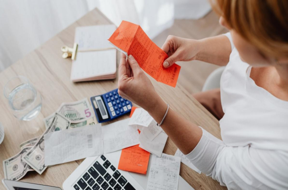 Transacties met verschillende valuta zorgen voor zorgelijk grote kostenposten bij kwart Nederlandse bedrijven