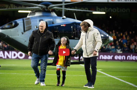 Voetbal Geeft vervult wens Ryan (8) na zware periode